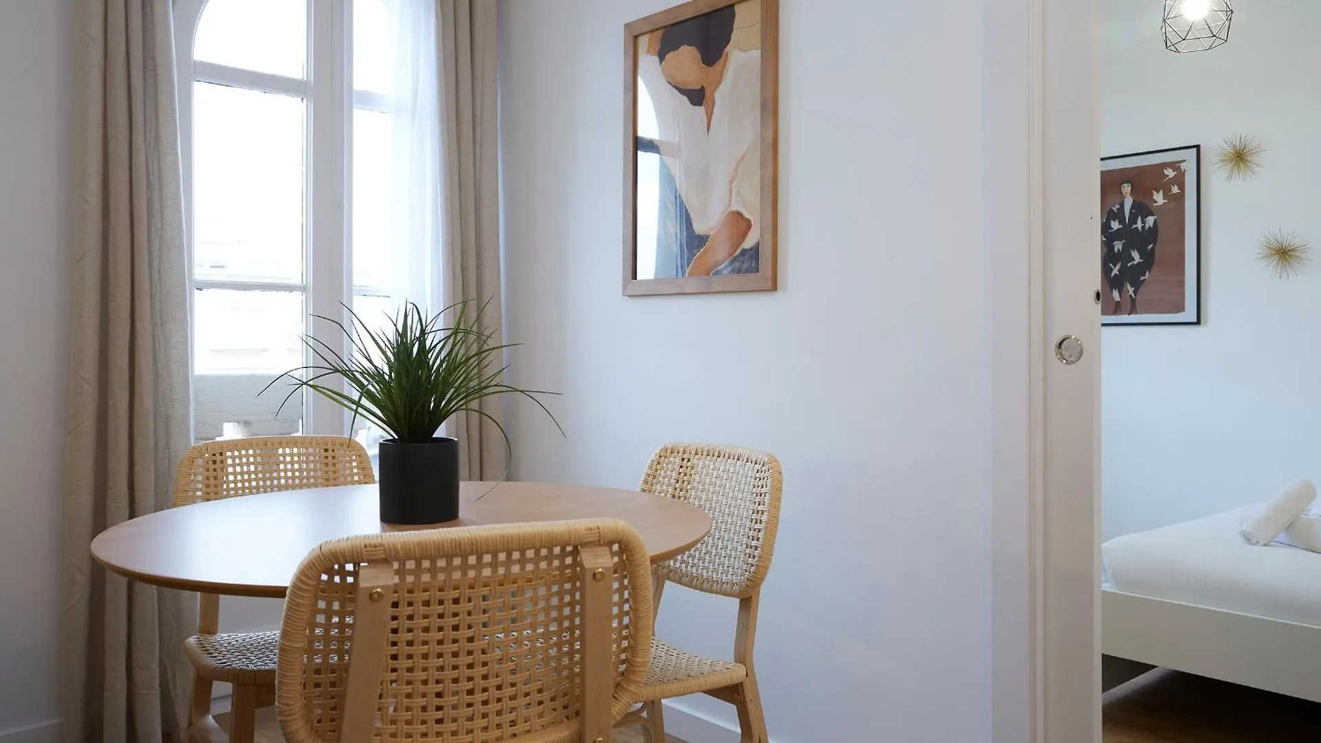61Par1014- Magnifico Apartamento Recientemente Decorado En Poble Sec Barcelona Apartment