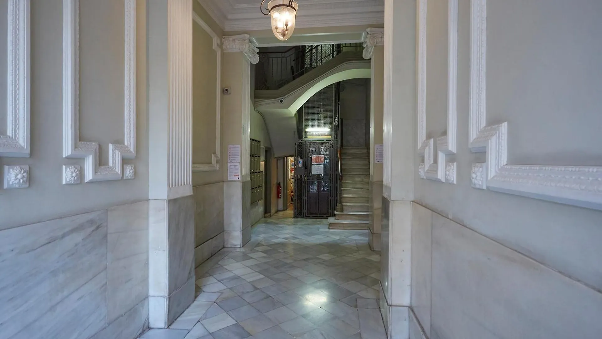 61Par1014- Magnifico Apartamento Recientemente Decorado En Poble Sec Barcelona España